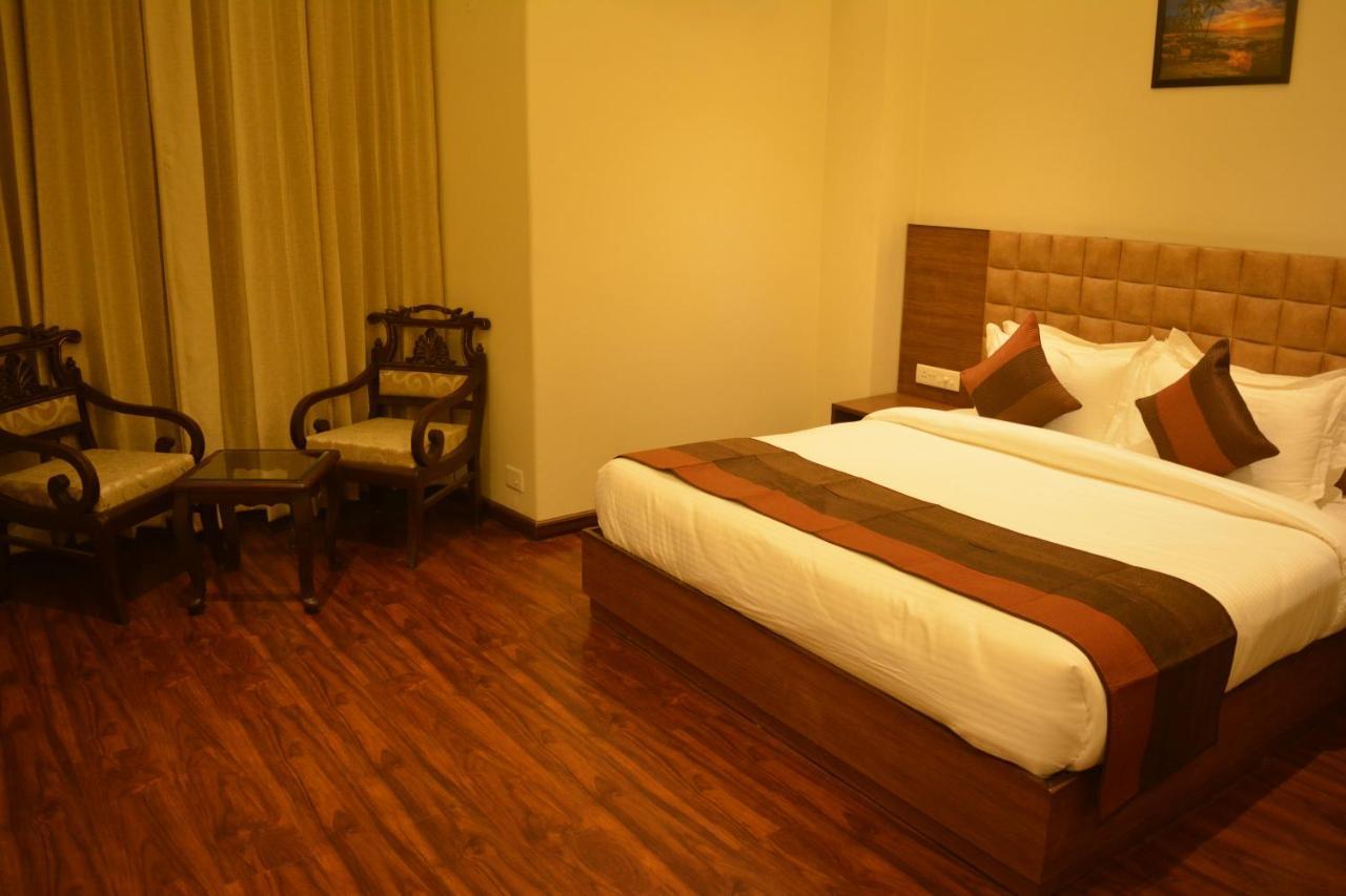 Hotel Regal Amritsar Exterior foto