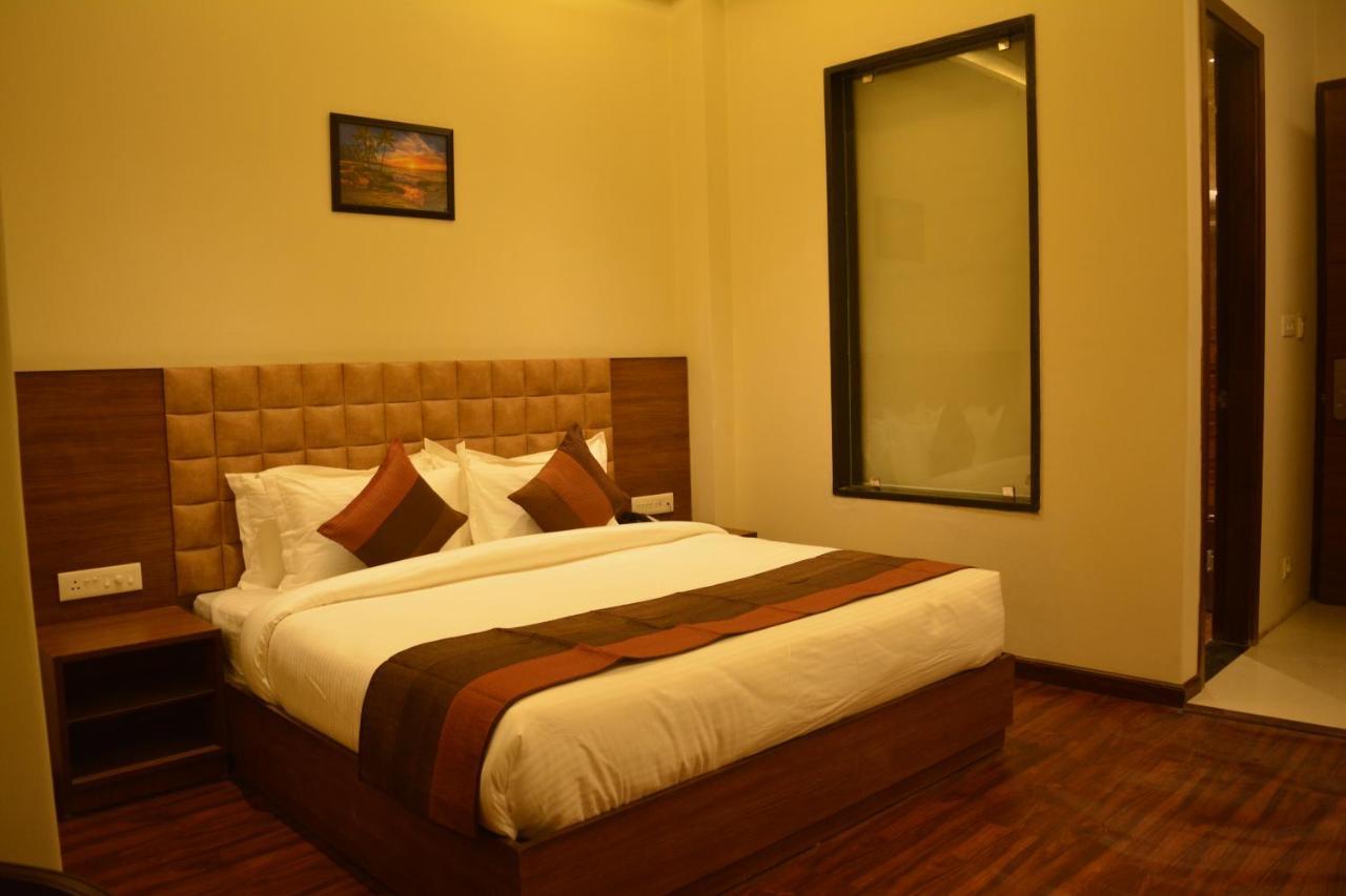 Hotel Regal Amritsar Exterior foto